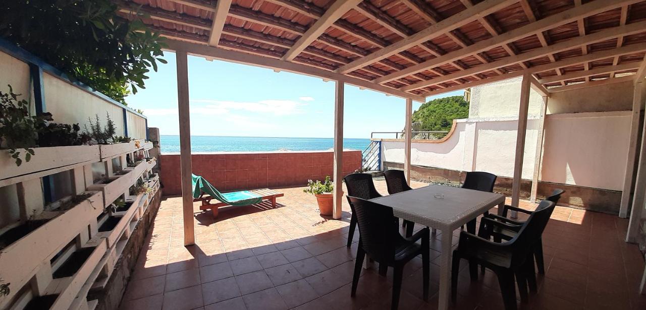 Beach House Buljarica Petrovac Buitenkant foto